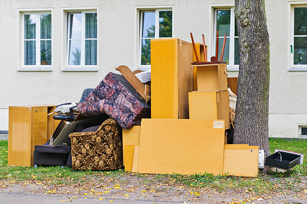 Best Commercial Cleanout Services  in Parkwood, CA